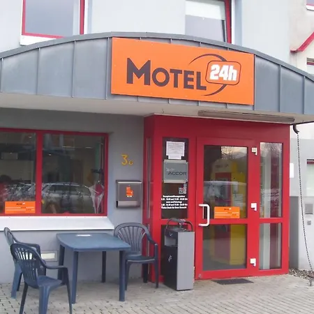 Hotel 24h 3*